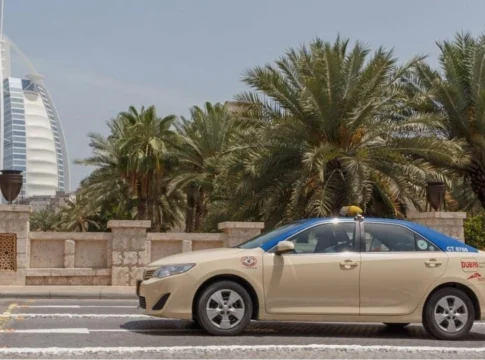Avoid Illegal Taxis in Dubai: 7 Ways to Spot Fake Cabs & Stay Safe