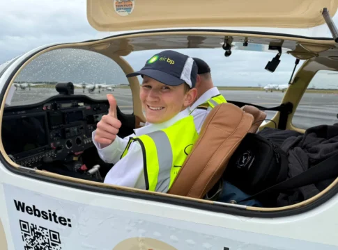 15-Year-Old Pilot Lands in UAE During Global Flight Attempt